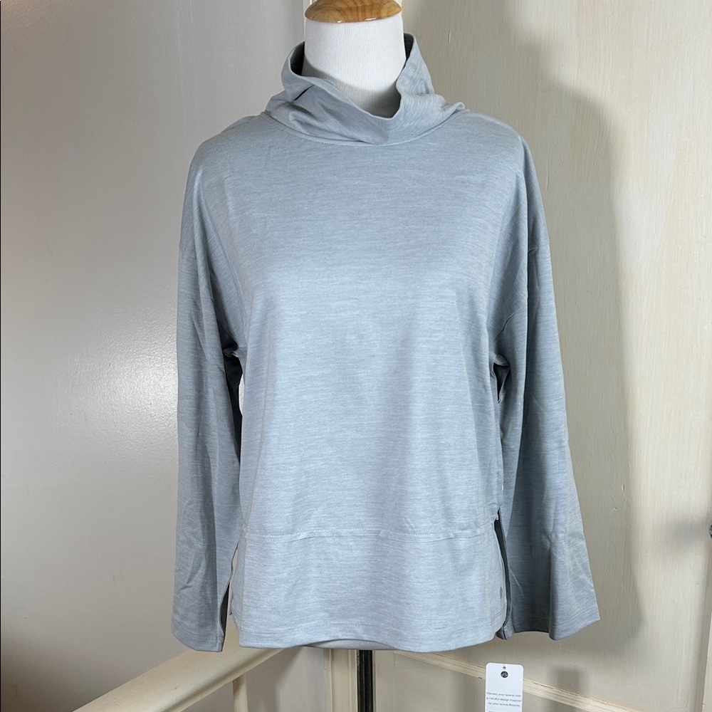 APANA • Active/Yoga Sweater